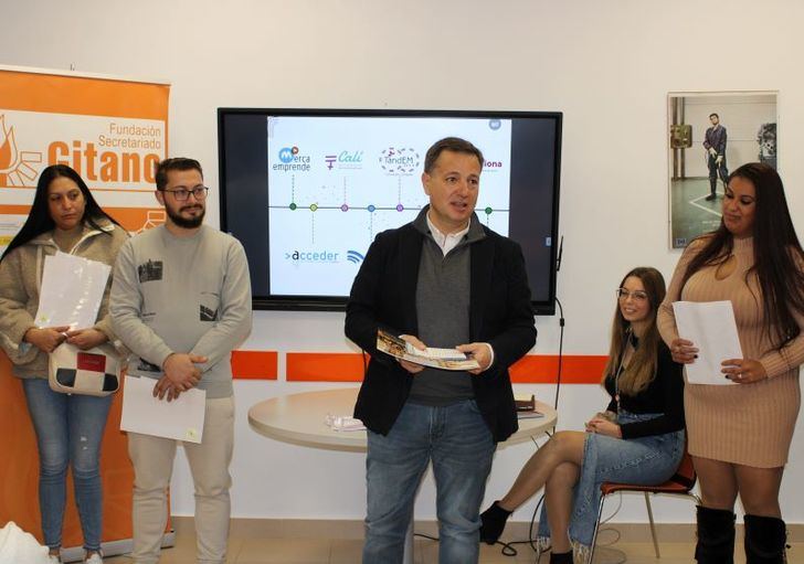 La Fundación Secretariado Gitano recibe 12.000 euros para impulsar la inclusión laboral de la población gitana
