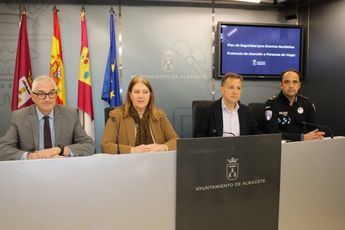 El Alcalde de Albacete presenta Plan de Seguridad de Navidad y protocolo para personas sin hogar ante el frío extremo