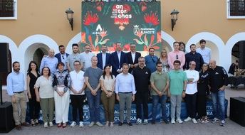 Atractivos musicales y gastronómicos en el IV Festival de las Antorcha en el Recinto Ferial de Albacete