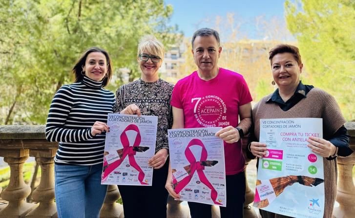 VII Concentración de cortadores de jamón para colaborar la Fundación Acepain yla investigación contra el cáncer