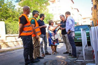 El alcalde de Albacete presenta un ambicioso proyecto de renovación en la calle Tenerife para mejorar la accesibilidad