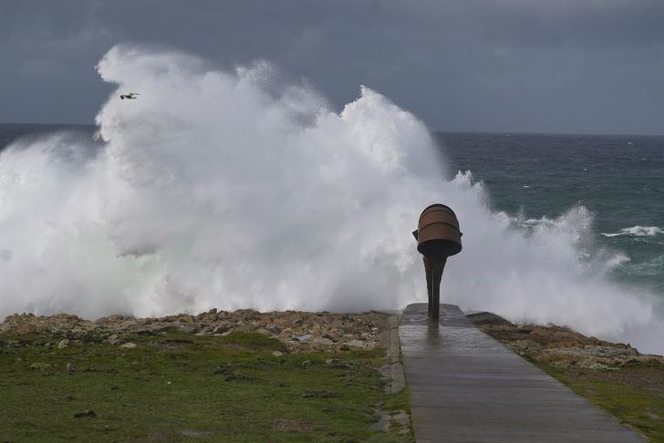 Este viernes, una decena de provincias, incluyendo Albacete, recibirán un aviso debido al viento y las olas