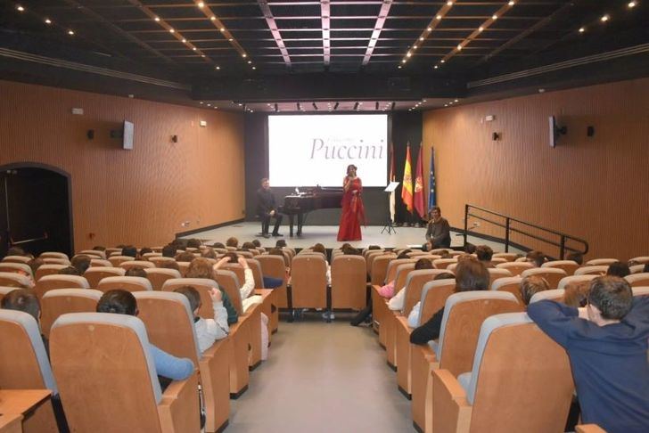 Albacete celebra el centenario de Puccini con un emotivo concierto didáctico para estudiantes
