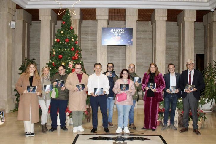 El alcalde Manuel Serrano lanza programa de lectura fácil para la Navidad Cultural