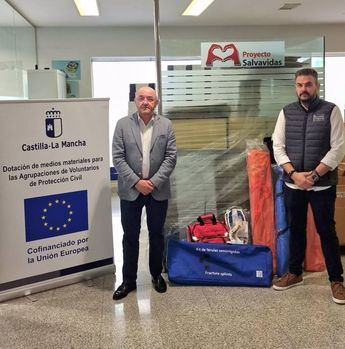 Castilla-La Mancha distribuye material de emergencias a 23 localidades para fortalecer Protección Civil