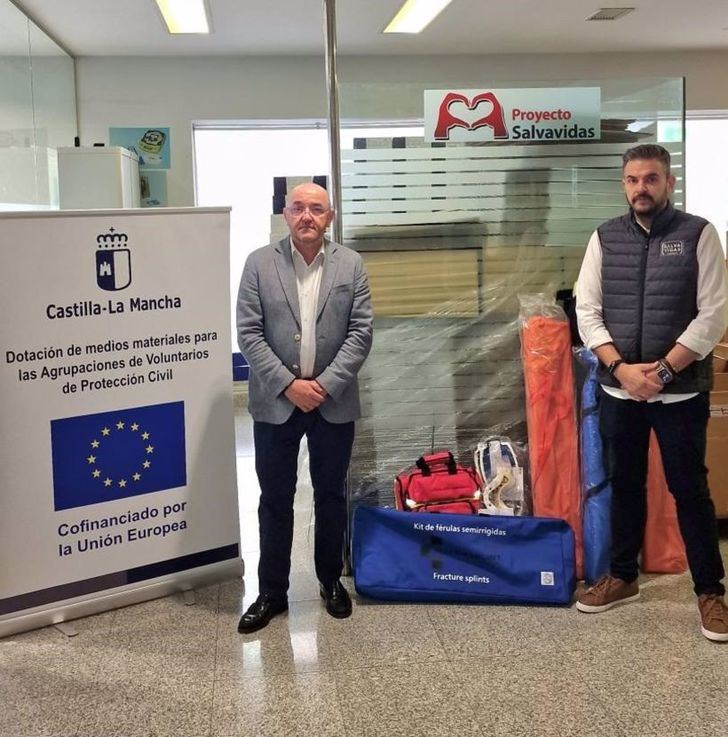 Castilla-La Mancha distribuye material de emergencias a 23 localidades para fortalecer Protección Civil