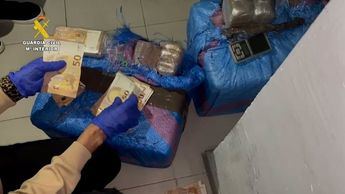 Operativo contra el narcotráfico: confiscados 122 kg de hachís y 32.500 euros en El Casar