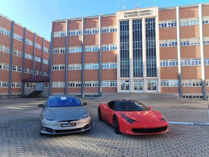 Desarticulada una organización criminal internacional dedicada a estafas y tráfico de vehículos en Ciudad Real