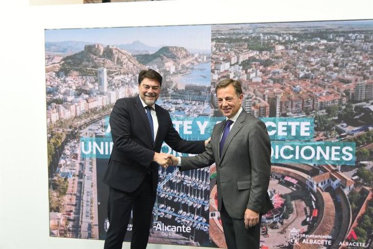Los alcaldes de Albacete y Alicante destacan la importancia de los lazos históricos en su nueva colaboración turística
