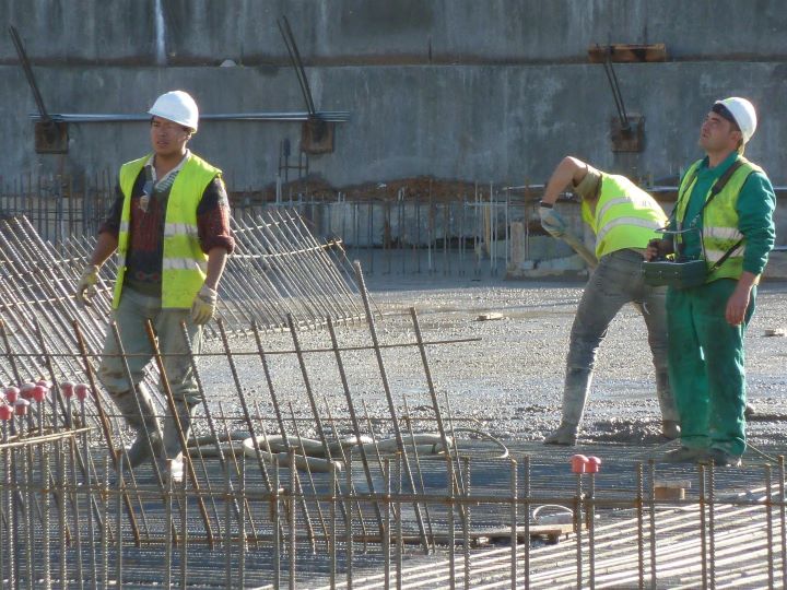 Castilla-La Mancha reduce su desempleo en 9.500 personas y alcanza una tasa del 11.86%