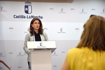 Castilla-La Mancha celebra una reducción del desempleo del 42.8% desde 2015, alcanzando la cifra más baja en 17 años