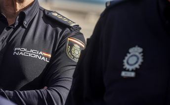 Desmantelan red de extorsionadores que engañaba a víctimas en citas amorosas por Internet en Albacete