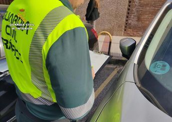 Infracción grave: aspirante al permiso de conducir sancionado por utilizar intercomunicador, en Ciudad Real