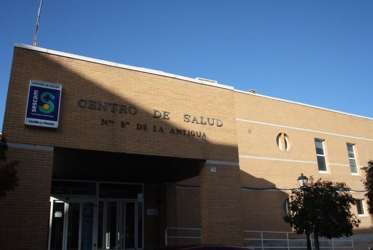 Joven de 21 años herido por arma simulada en Mora, Toledo