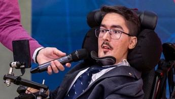 José Ignacio Fente recibe beca de Fundación ONCE para su investigación doctoral en UCLM