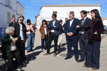 Castilla-La Mancha asegura servicios básicos en pequeños pueblos como derecho ciudadano