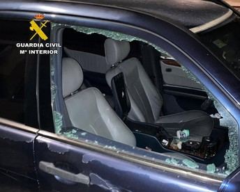 Detenidos dos hombres en Almansa por una serie de robos en vehículos