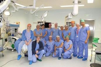 Tomelloso realiza su primer implante auditivo óseo, mejorando atención quirúrgica