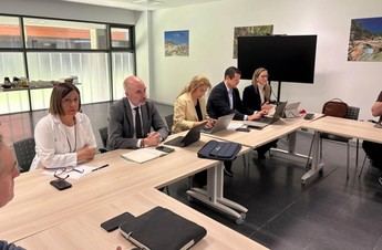 Sescam propone que investigadores de Castilla-La Mancha se enfoquen solo en la investigación sin preocupaciones laborales