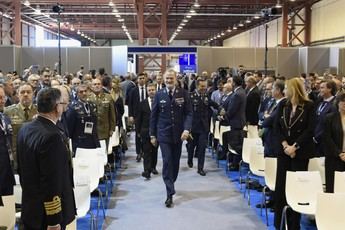 El Rey y la OTAN participan en jornadas de tecnología militar en Albacete