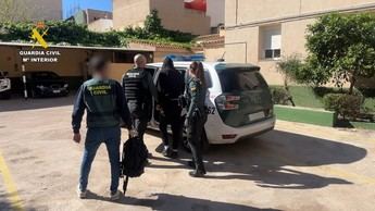 Desarticulan banda que robaba móviles en Alicante, Albacete y Murcia para estafar