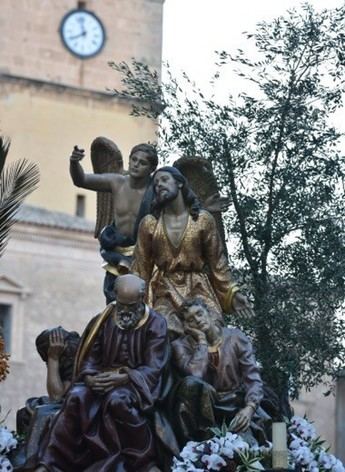 Desprendimientos en Hellín alteran recorridos de procesiones de Semana Santa