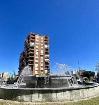 La fuente de la Plaza de España en Talavera reanuda su funcionamiento tras 15 años