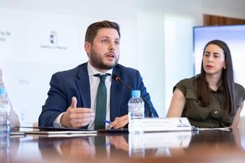 Junta y Ayuntamiento de Toledo firman convenio para reformar estación de autobuses