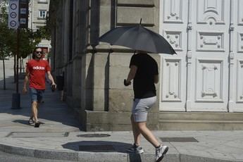 Calor veraniego y tormentas en el interior marcarán el fin de semana en España