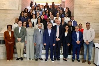 Delegación dominicana se reúne en Albacete para un máster en gestión pública