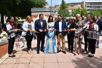 Espido Freire destaca la conexión entre Cuenca y la lectura en el pregón de la Feria del Libro