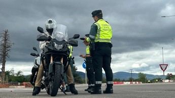 La Guardia Civil refuerza la vigilancia de motociclistas en Castilla-La Mancha para reducir accidentes