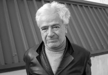 Fallece el diseñador Cruz Novillo, creador de icónicos logos en España