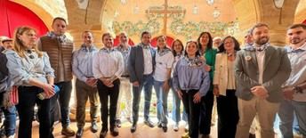 Villanueva de los Infantes celebra el encendido de las Cruces y Mayos con gran afluencia