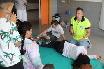 Enfermeros enseñan RCP en 35 colegios de Ciudad Real
