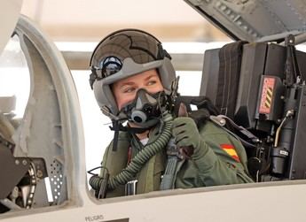 La Princesa Leonor realiza su primer vuelo en un caza F-5 y visita la Base Aérea de Albacete