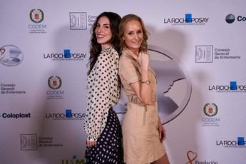 Enfermera de Valdepeñas recibe el premio 'Más llena de vida' por su dedicación en Oncología