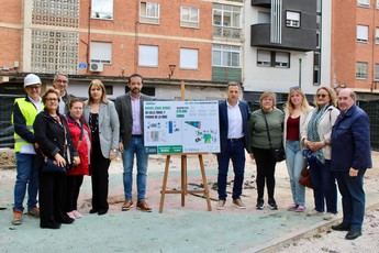 Albacete transforma la Plaza de la Cruz de Término con un nuevo jardín de biodiversidad