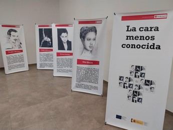 Inaugurada en Albacete la exposición de Cruz Roja sobre el drama de los refugiados
