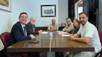 Junta y Diputación de Albacete defienden al sector cuchillero ante propuestas que amenazan su viabilidad
