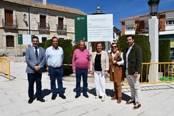Cedillo visita Ventas con Peña Aguilera para evaluar mejoras en infraestructuras y la Plaza del Mercado