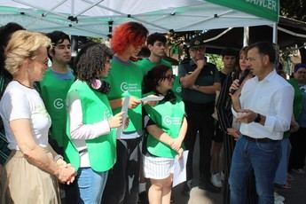 Alcalde de Albacete destaca labor de la AECC en el Día Mundial sin Tabaco
