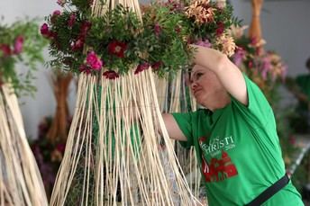 Toledo se engalana con flores para celebrar el Corpus Christi