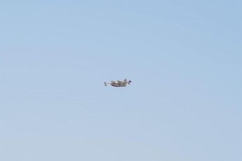 Castilla-La Mancha envía aviones anfibios para combatir incendio en Murcia