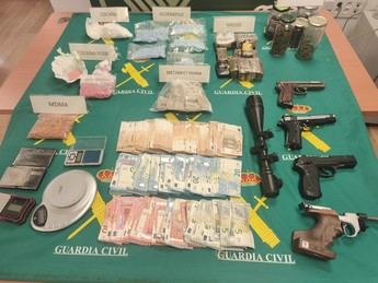 Desmantelan punto de venta de drogas en Alovera y arrestan a un sospechoso