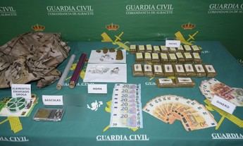 Desmantelan narcopisos en Almansa y arrestan a tres delincuentes