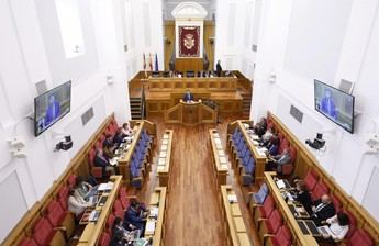 Cortes de Castilla-La Mancha reportan superávit de 1,1 millones en 2025