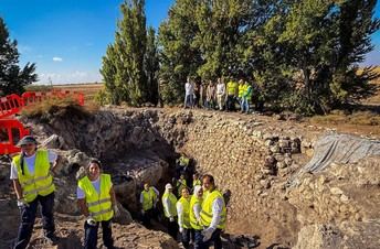 Albacete y la Complutense firman convenio para investigar y excavar en El Acequión