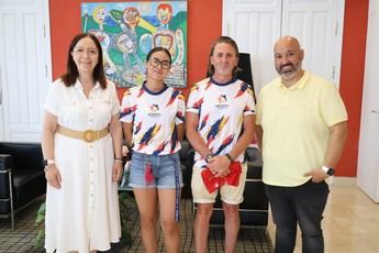 Clara Lezheng, campeona regional de 100 metros, es homenajeada en Alcázar de San Juan