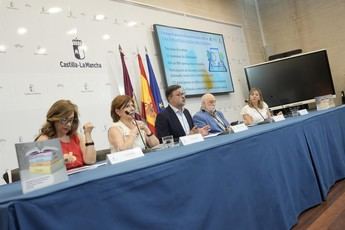 Castilla-La Mancha impulsa la educación con nuevas plazas y programas innovadores